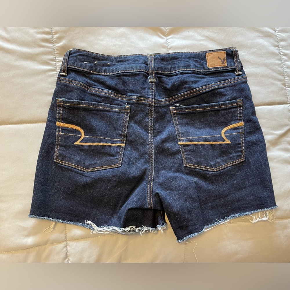 AE Sz 10 Midi Jean shorts